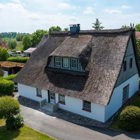 Apartment An Der Steilkueste 02